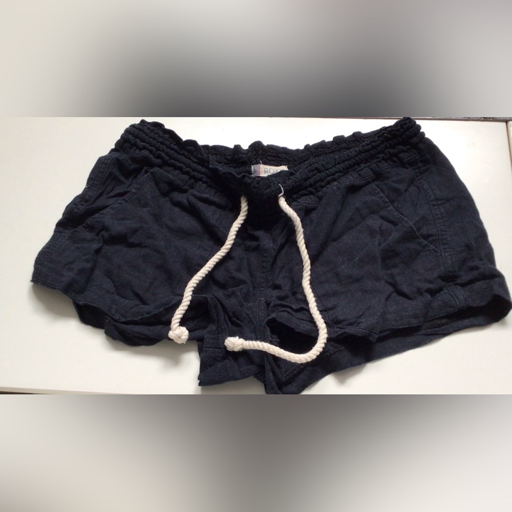 ROXY SHORT SHORTS